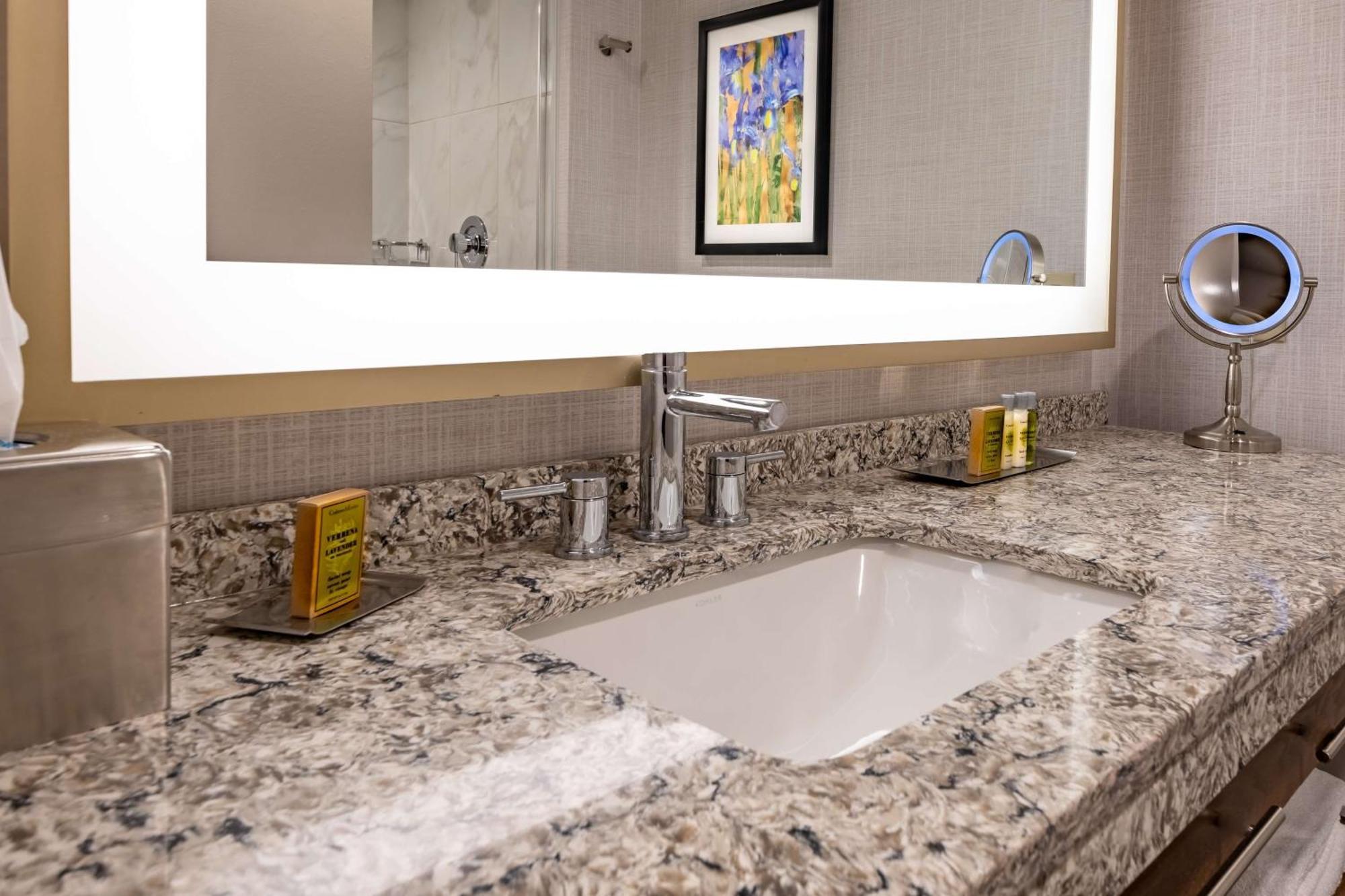 Doubletree By Hilton Dallas-Farmers Branch Luaran gambar